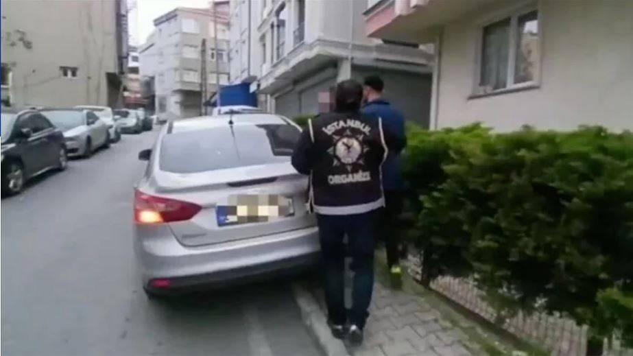 İstanbul’un 5 ilçesinde ‘Mahzen-33’ operasyonu: 16 gözaltı - Resim: 25